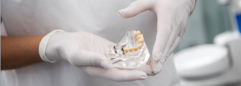 Zahnprothese Bern
